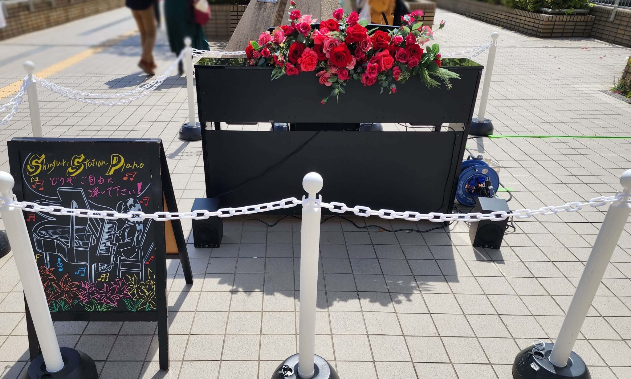 【神奈川県川崎市】新百合ヶ丘駅のストリートピアノ #しんゆりステーションピアノプラス ※期間限定 - Stopi-Japan.com♪