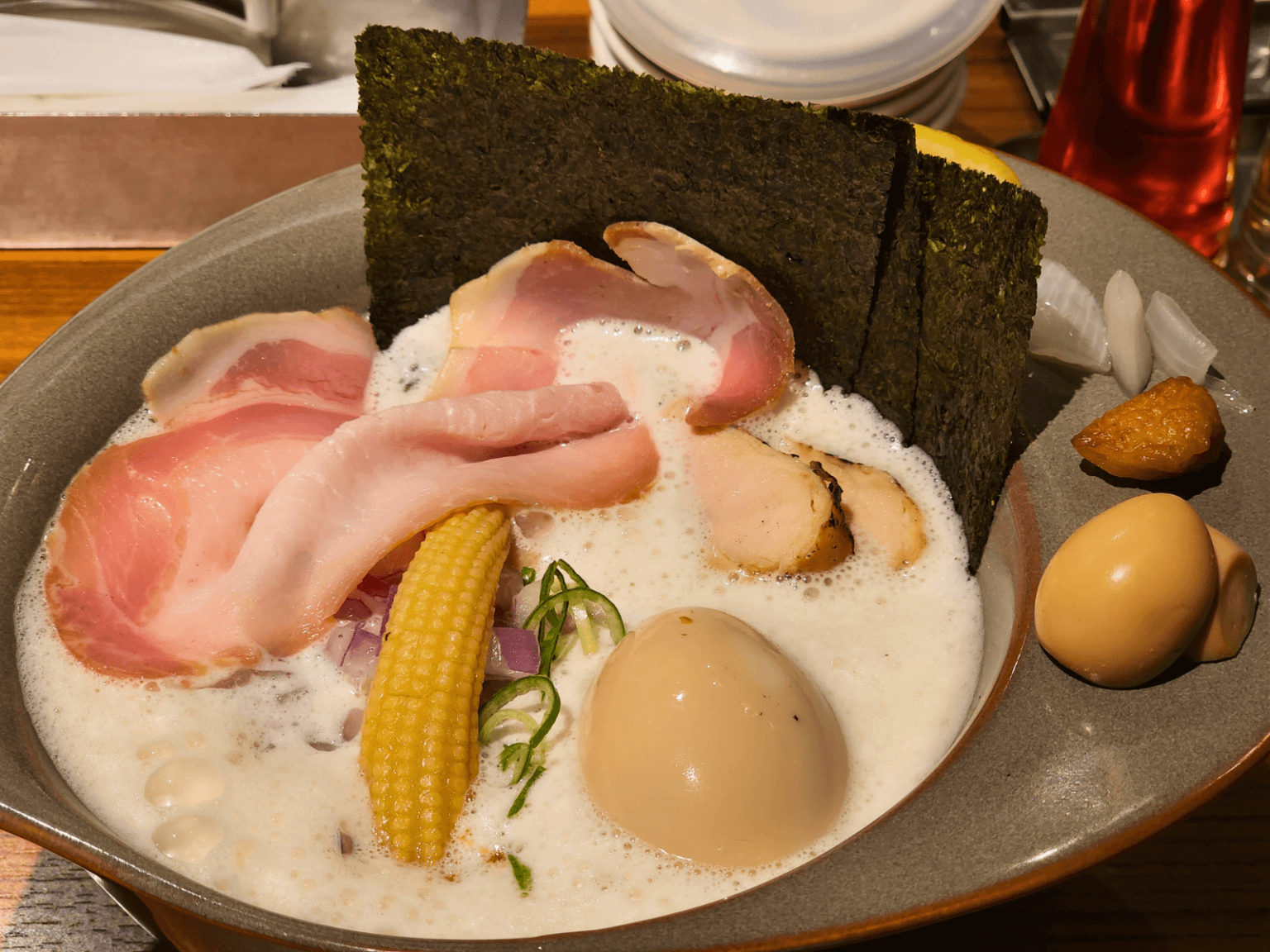 【神奈川県川崎市】新百合ヶ丘駅のストリートピアノ #しんゆりステーションピアノプラス ※期間限定 - Stopi-Japan.com♪