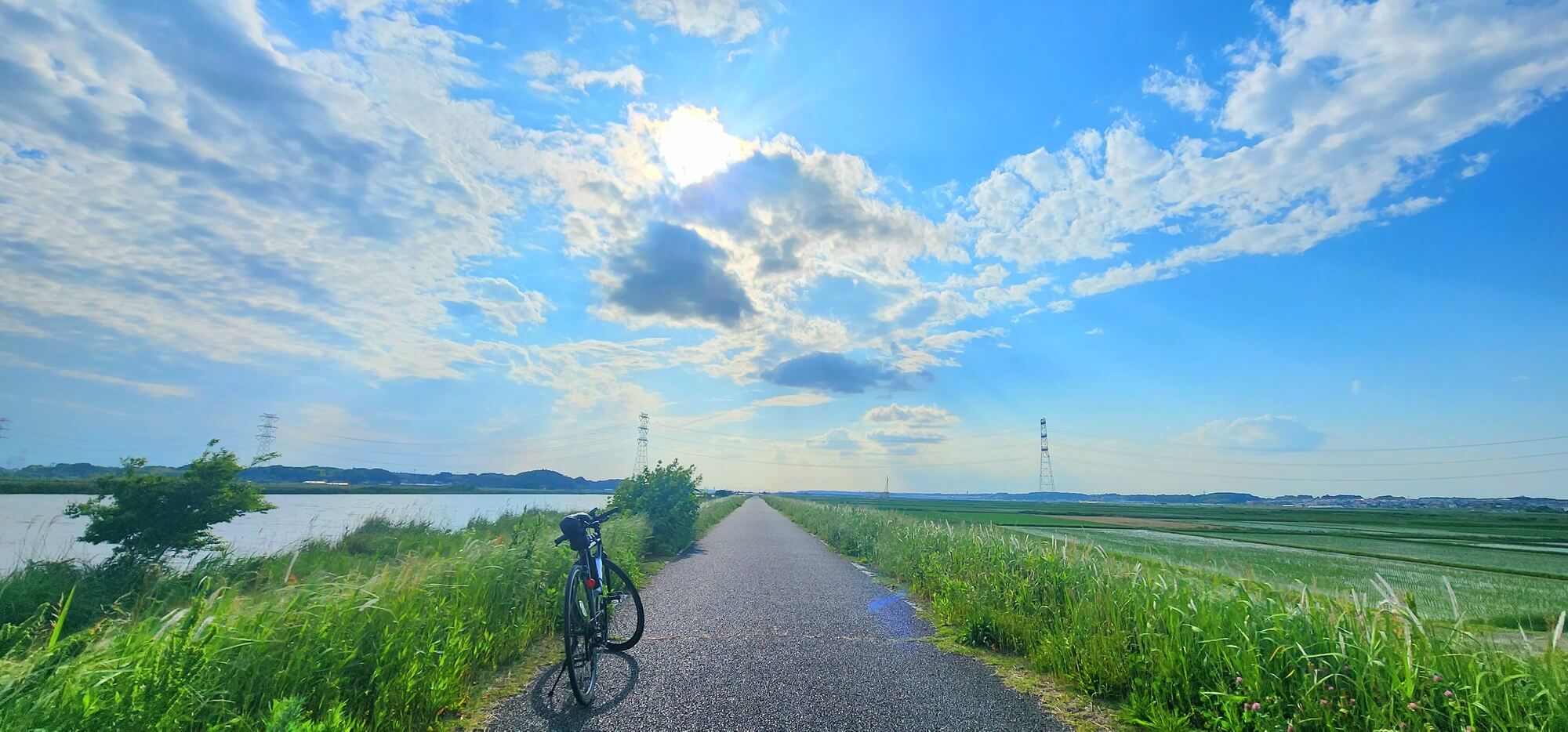 自転車でストリートピアノ巡りのリスク。それでも自転車で巡る理由は？ - Stopi-Japan.com♪